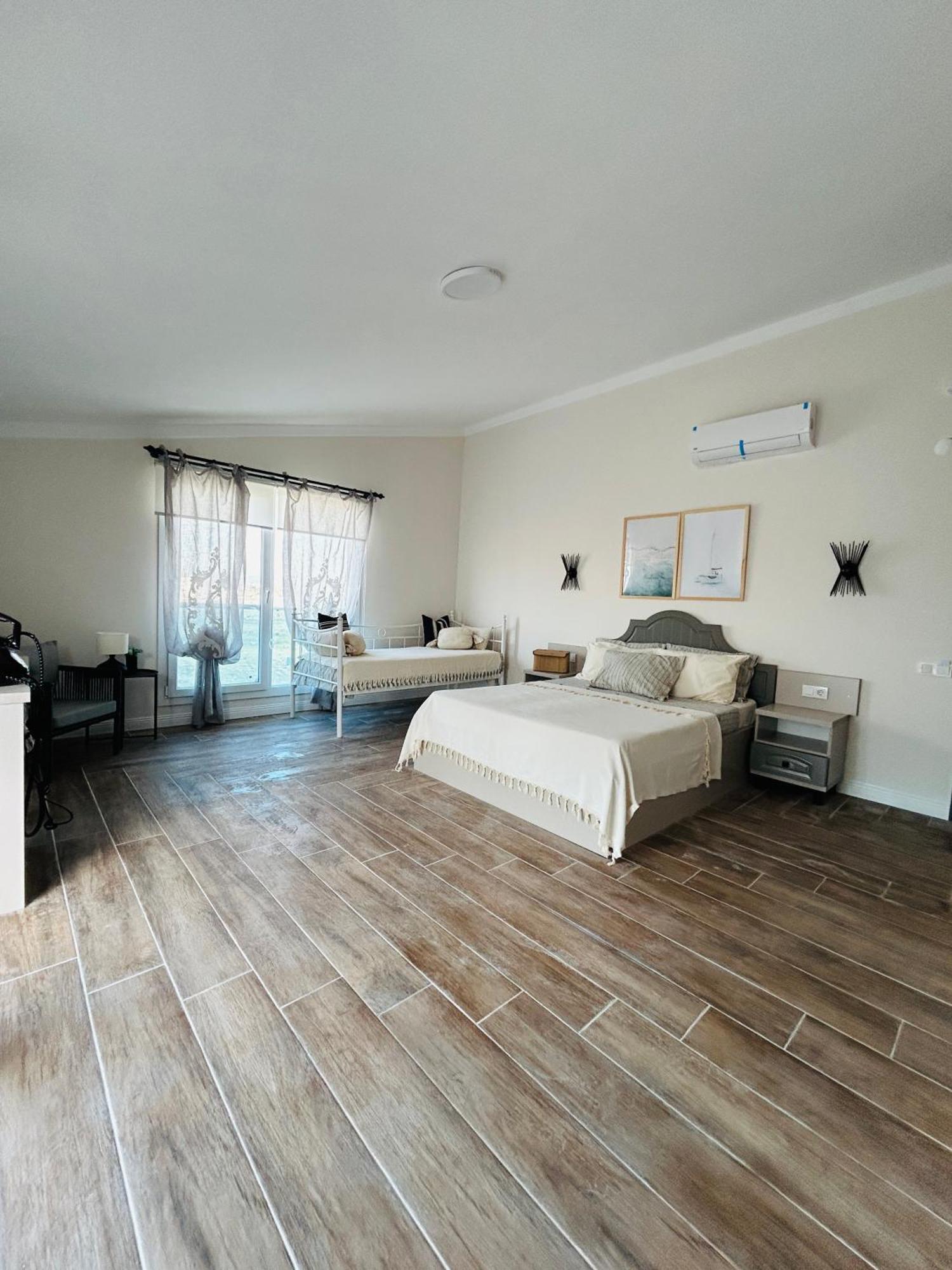 Soho Ayvalik Beach House Hotell Küçükköy Exteriör bild