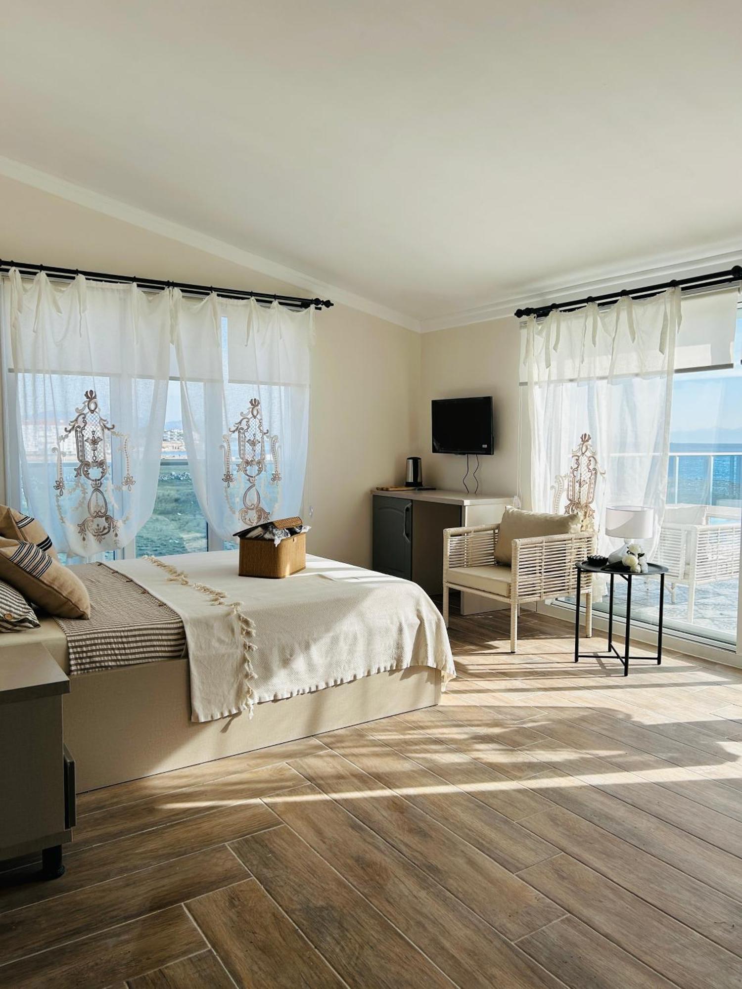 Soho Ayvalik Beach House Hotell Küçükköy Exteriör bild